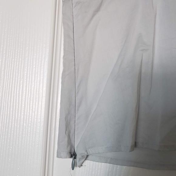 Like New BCBG MAX AZRIA Embroidered Tank/Camisole Top - Local Pickup Available - Picture 5 of 7